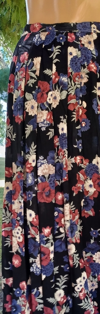 Vintage maxi skirt